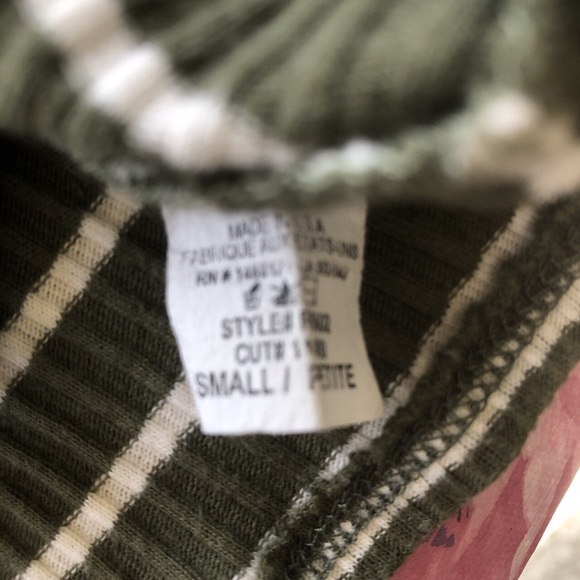 Striped crop top - Picture 4 of 4